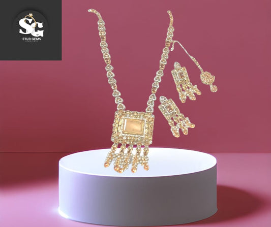 Golden Square Pendant Bridal Necklace Set – Stud Gems Collection