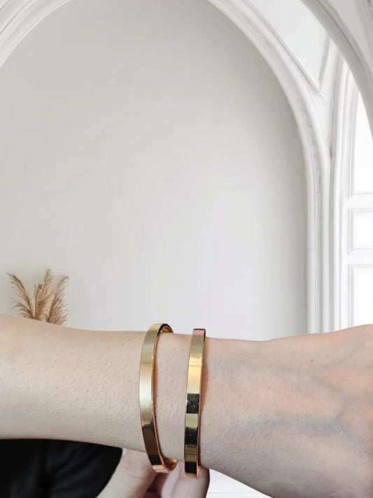 Golden Heart Bracelet with Red Gemstone – Stud Gems Collection